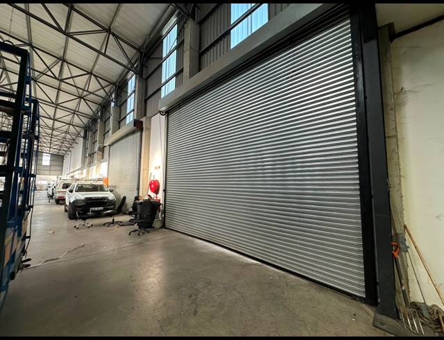 3,456.80M² WAREHOUSE TO LET IN COSMO BUSINESS PARK